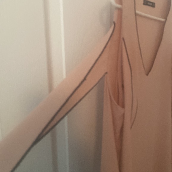 Zara pink dress with black trim sleeveless with scarf like sleeves V neck.M poly - Picture 3 of 11